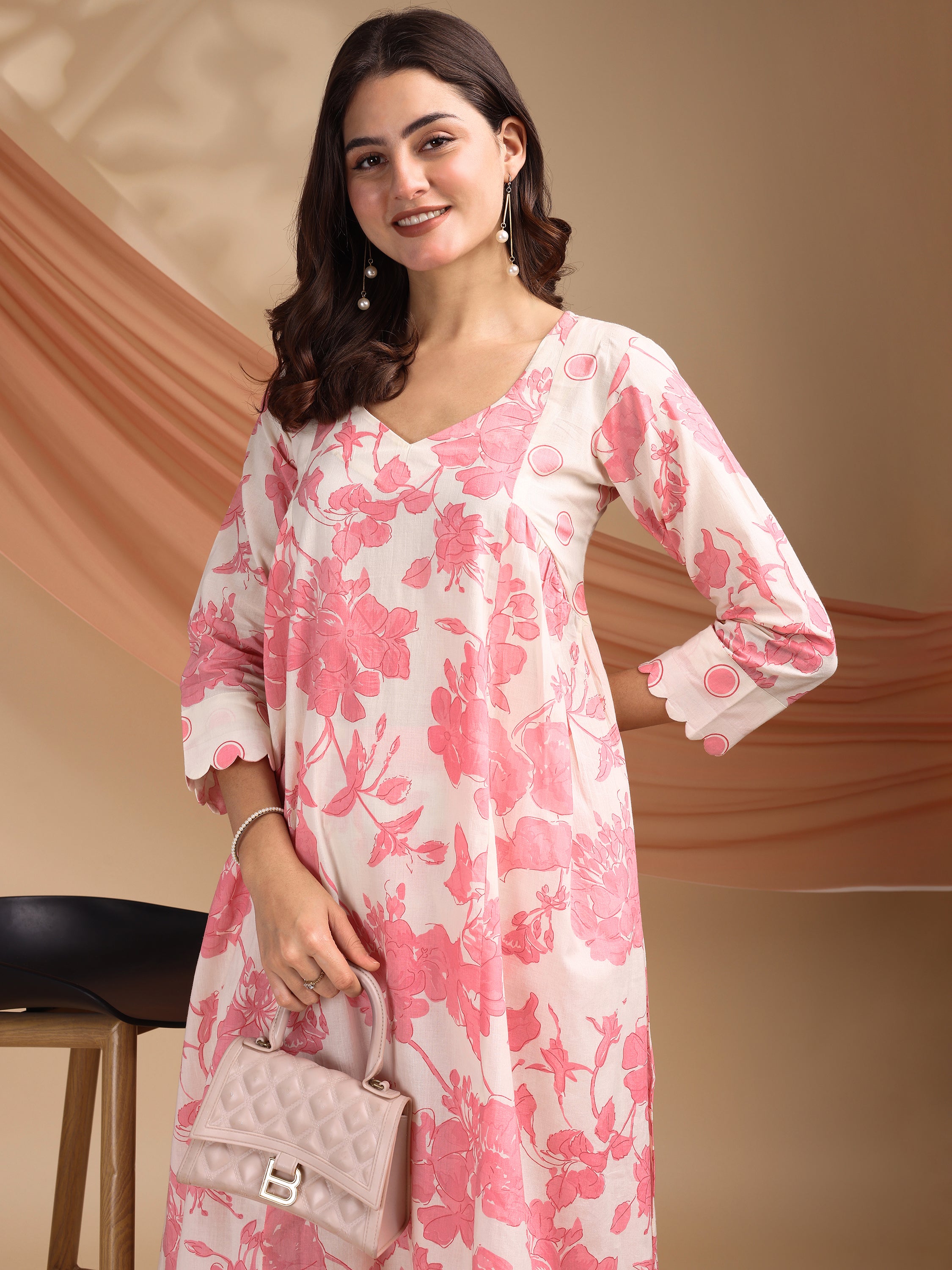 Pink Pure Cambric Cotton Printed Floral Straight Kurta Kurta with Pant