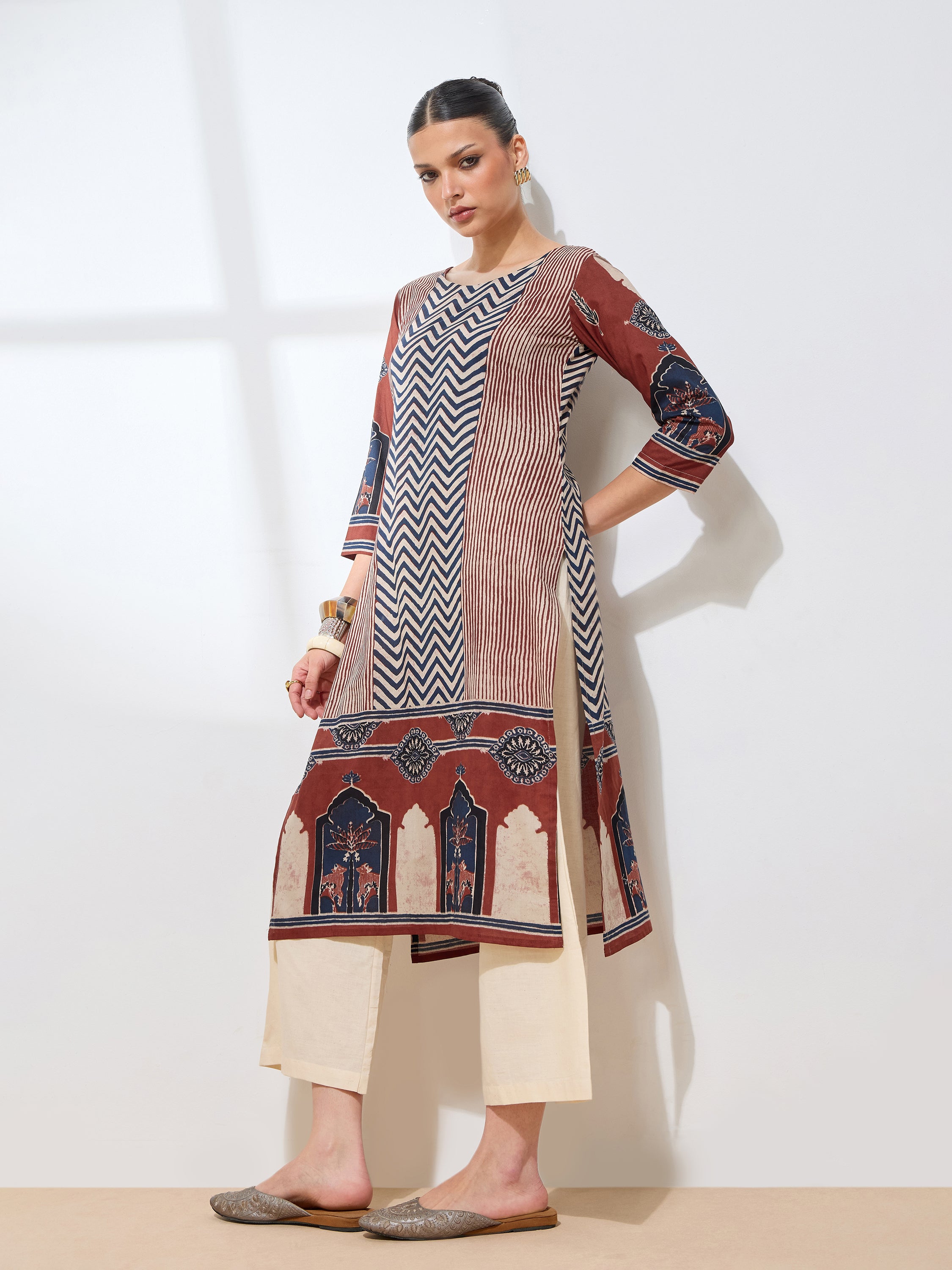 Graceful Blue Geometric Printed Cotton Kurta