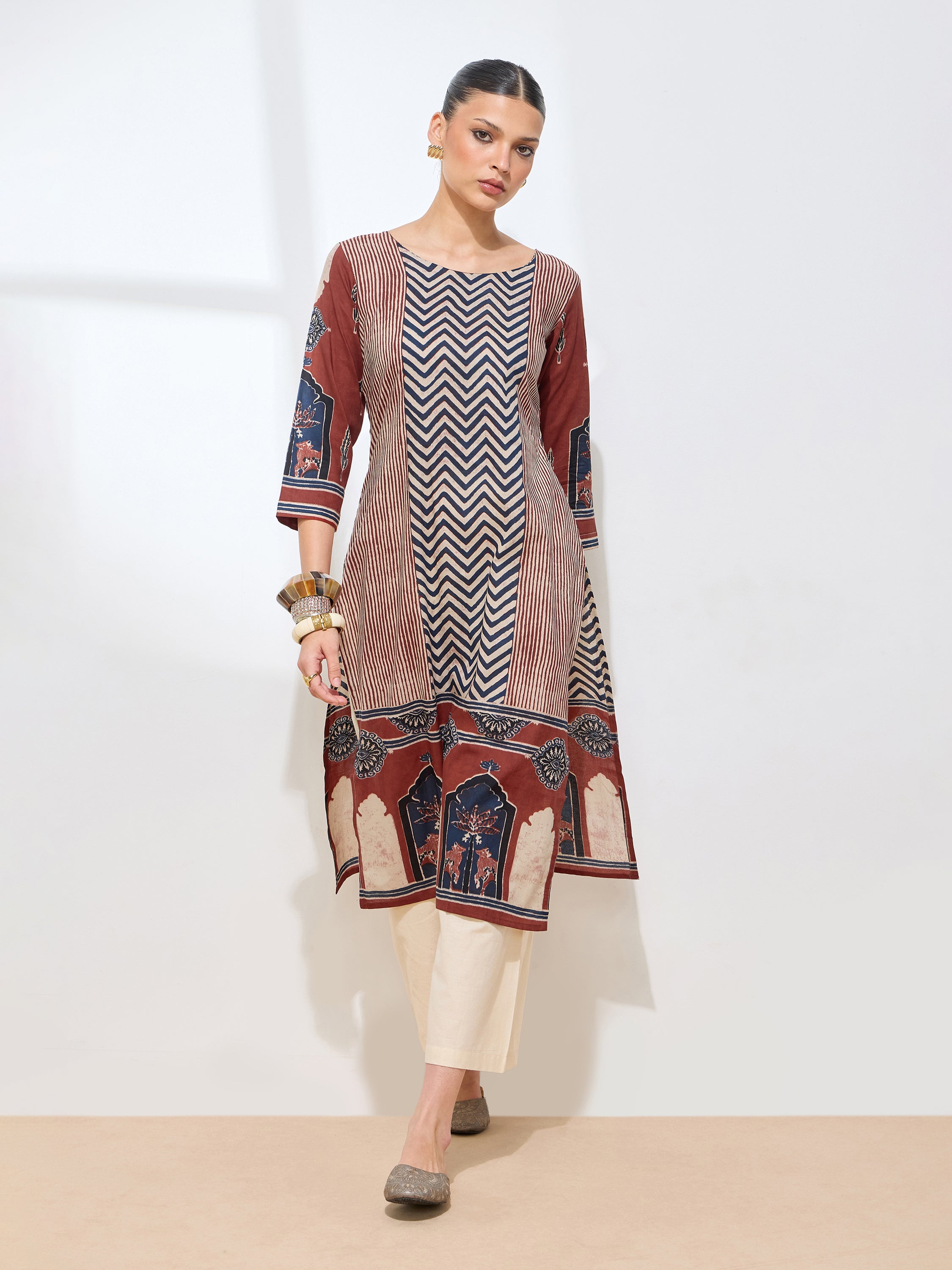Graceful Blue Geometric Printed Cotton Kurta