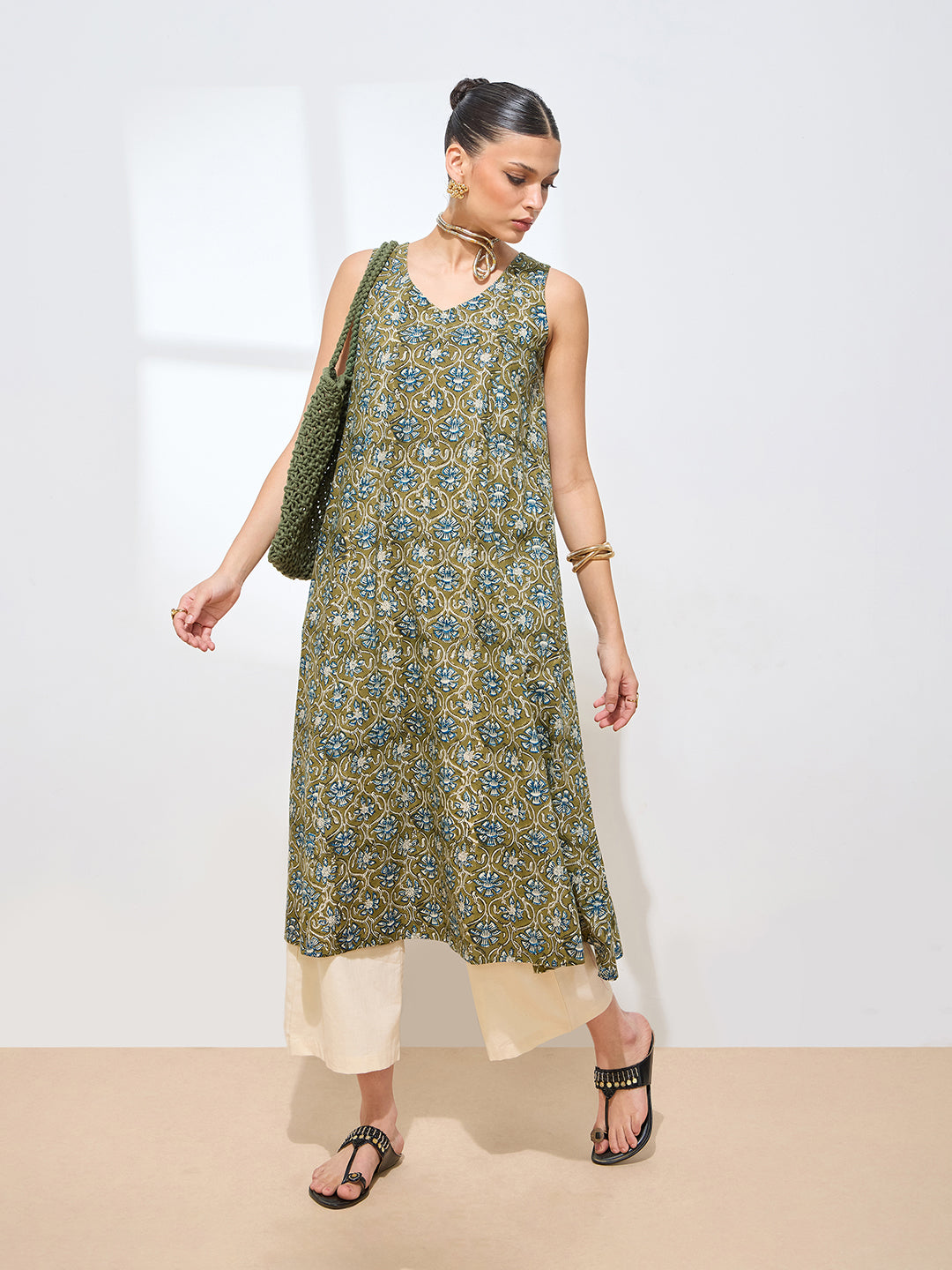 Women’s Floral Green Printed Pure Cotton A-Line Kurta || Sleevless Flared Kurta for Women|| Festive wear Kurta || Long Kurta For Women