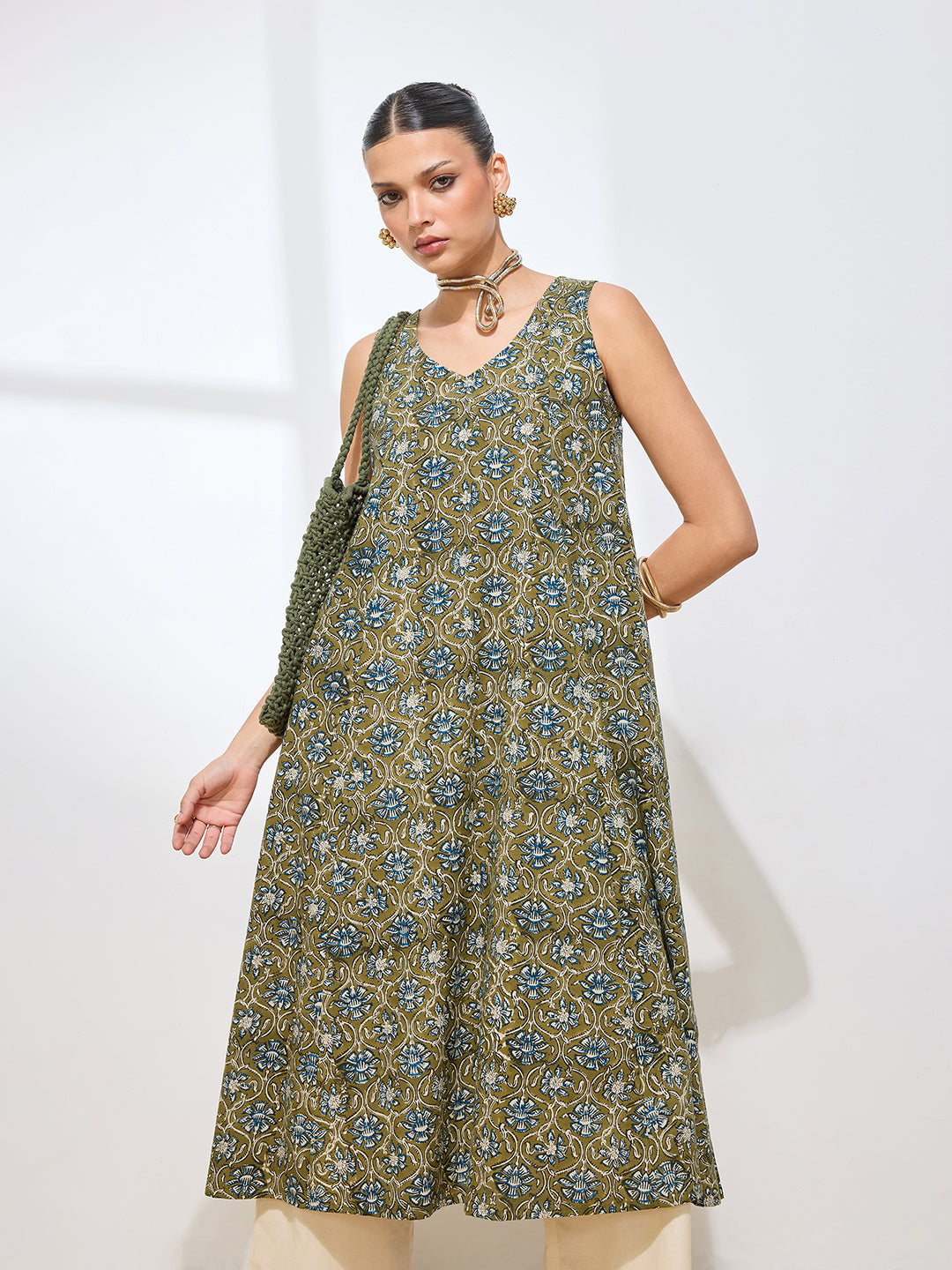 Women’s Floral Green Printed Pure Cotton A-Line Kurta || Sleevless Flared Kurta for Women|| Festive wear Kurta || Long Kurta For Women